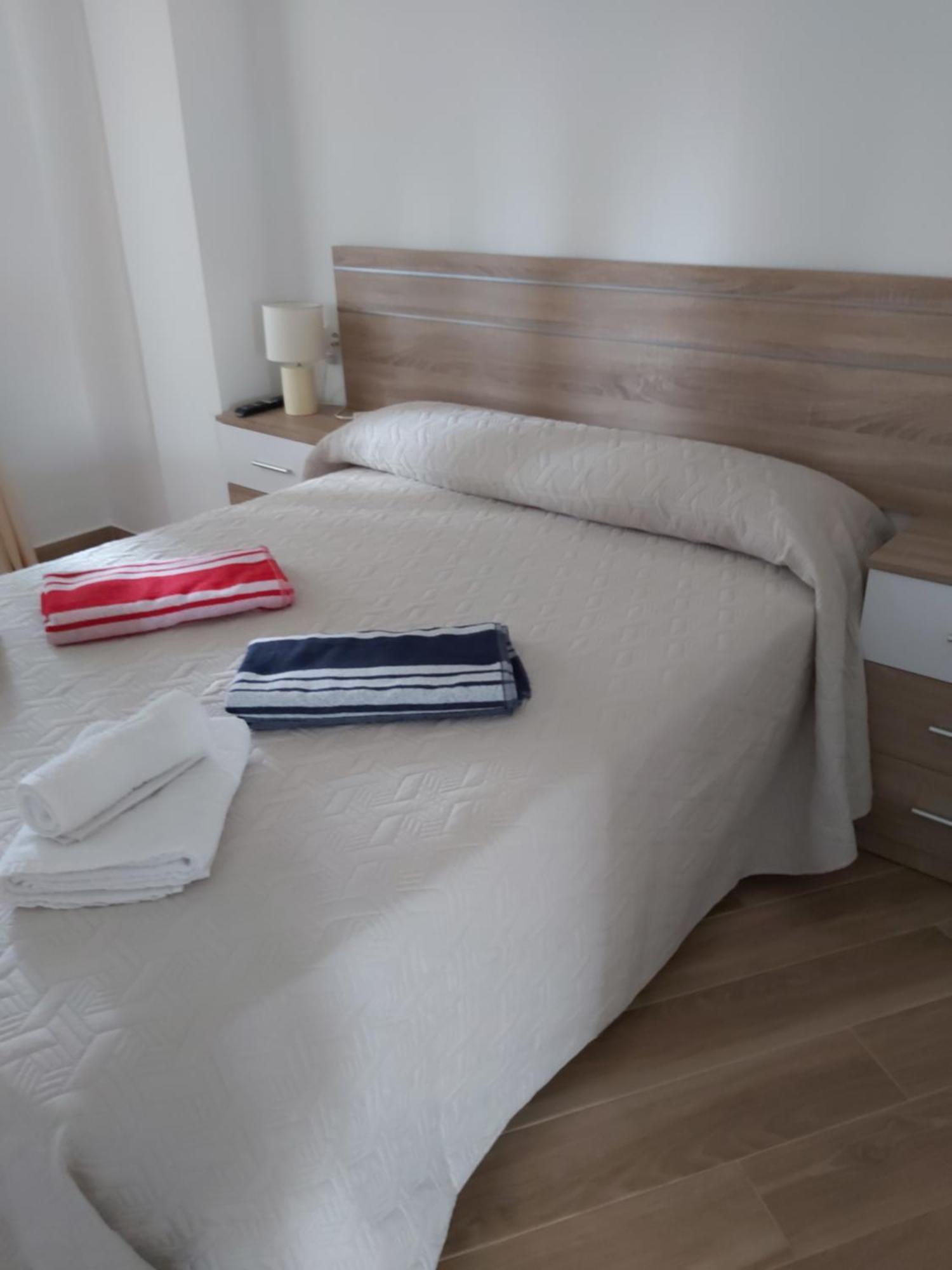 Apartamento La Casa Del Abuelo 内尔哈 外观 照片